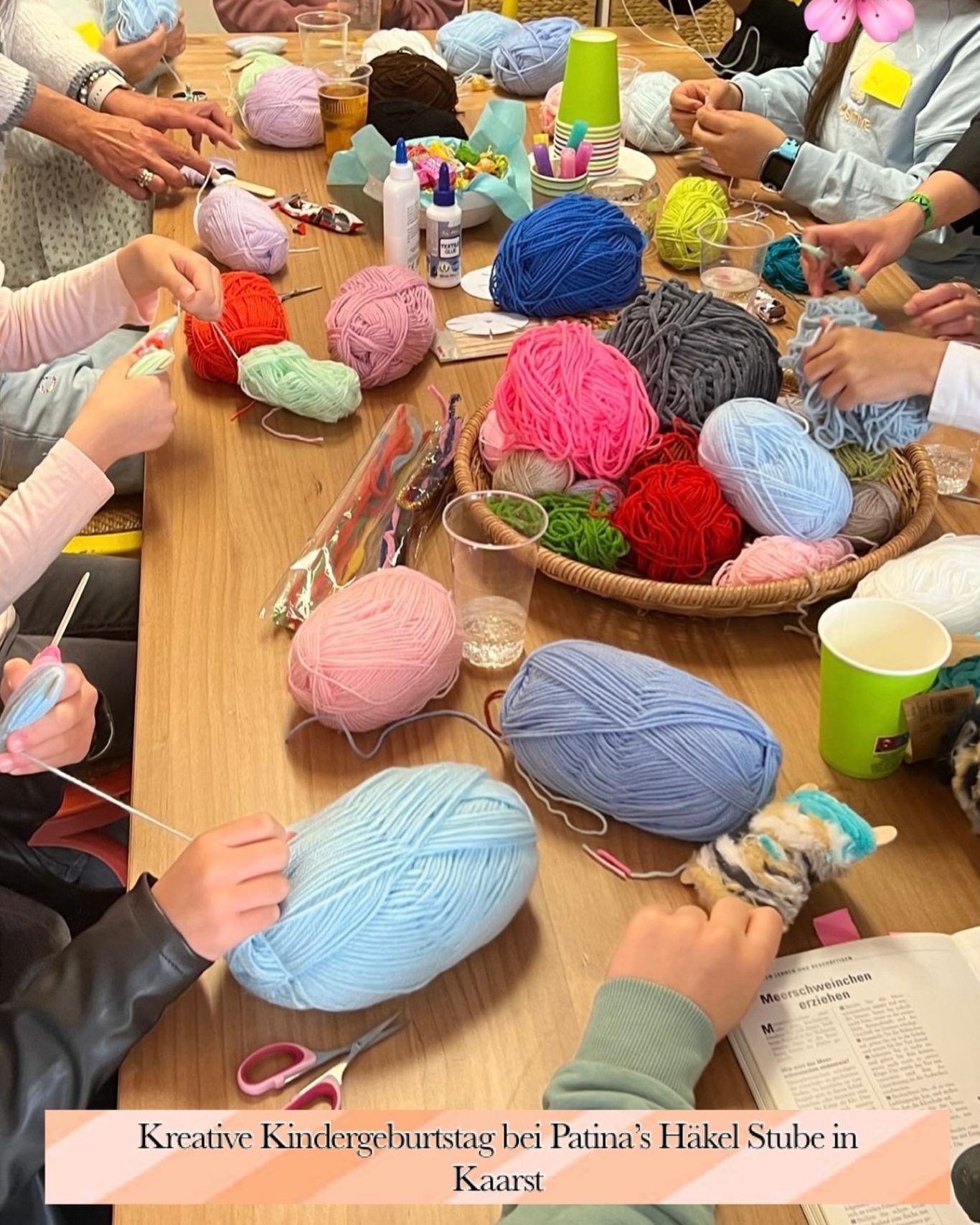 Kindergeburtstag Kaarst Kinder basteln Kuscheltiere aus Wolle