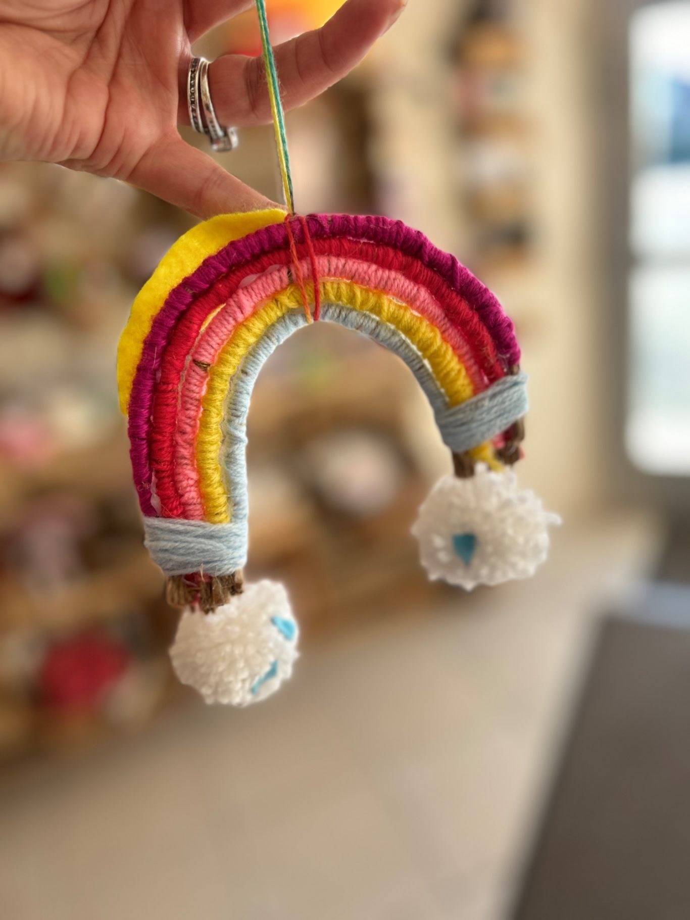 Regenbogen Regenbogen aus Wolle